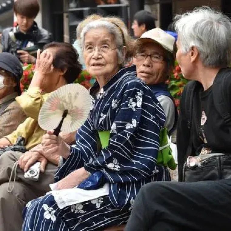 文章附图